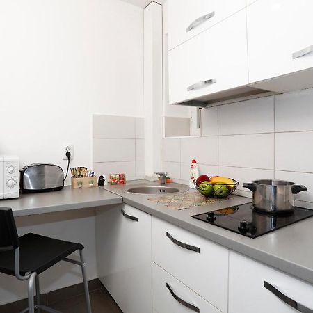 Central Apartment Very Close To Old City Bucareste Exterior foto